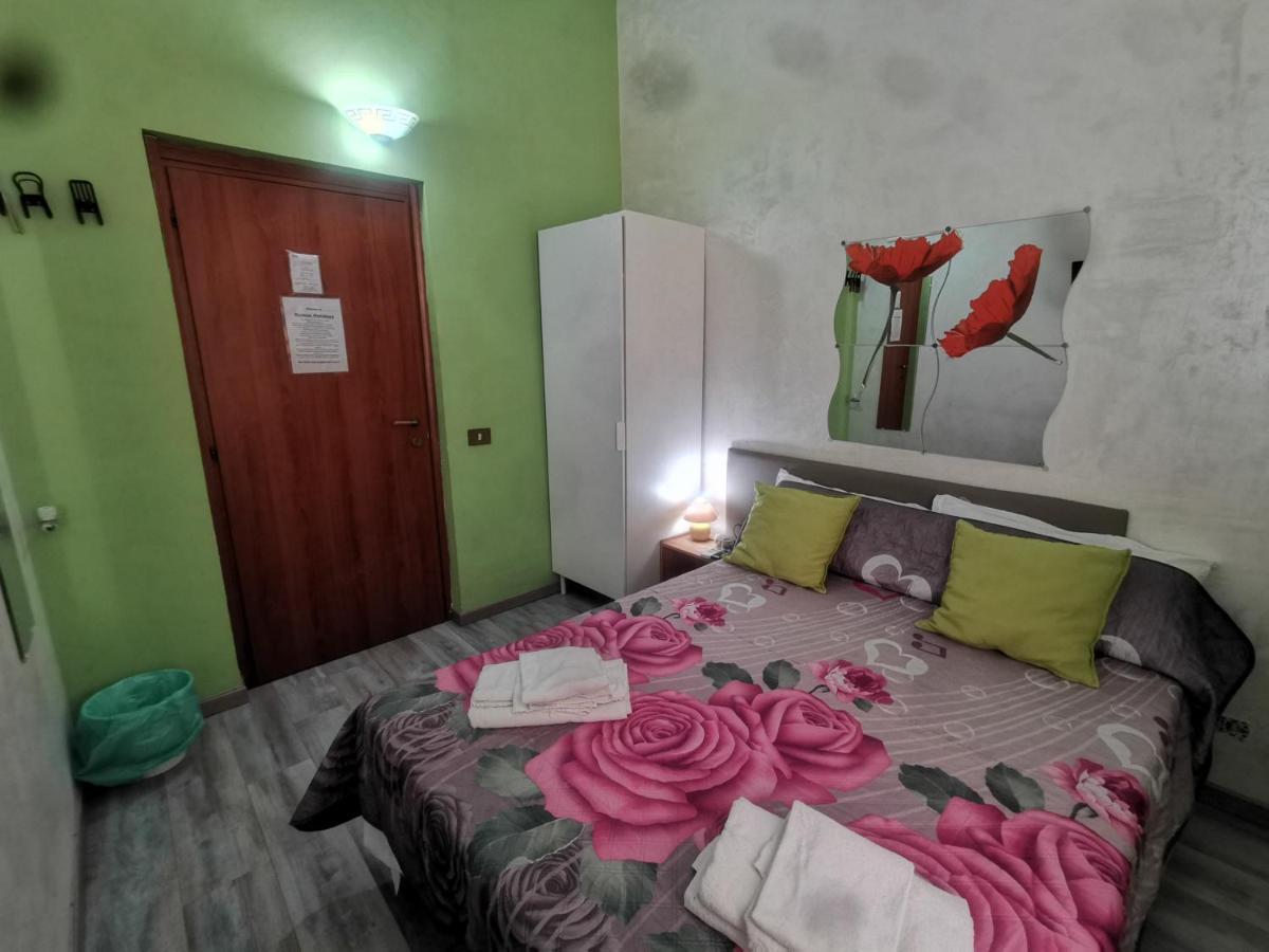 Roman Holidays Bagian luar foto