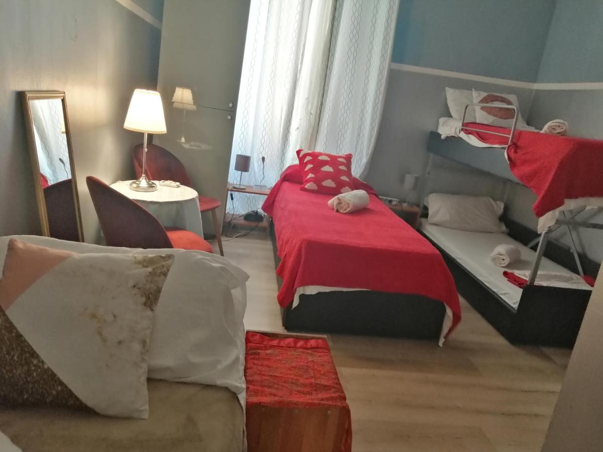 Roman Holidays Bagian luar foto