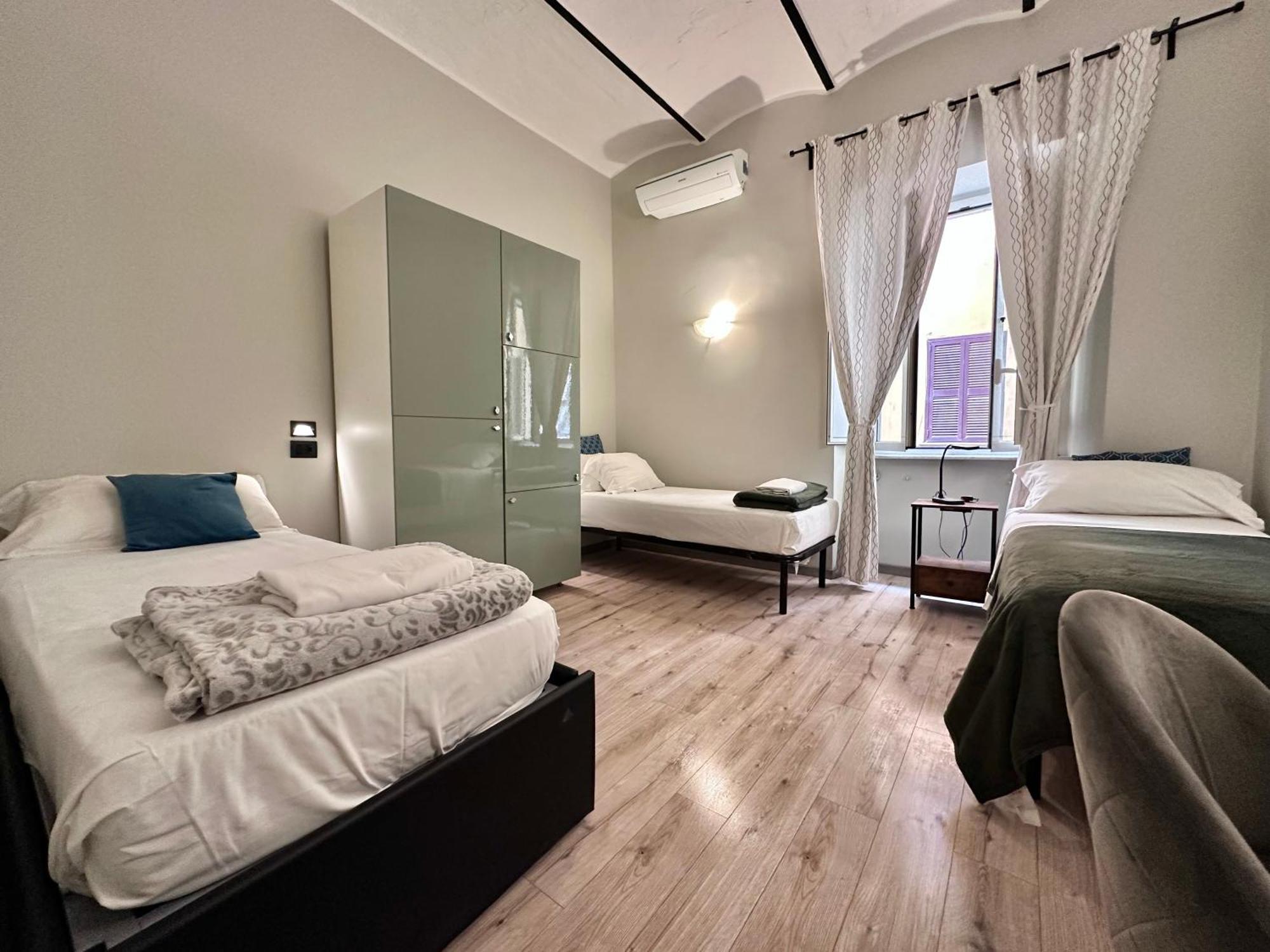 Roman Holidays Bagian luar foto
