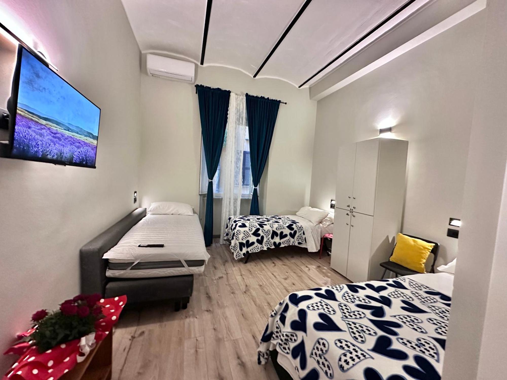 Roman Holidays Bagian luar foto