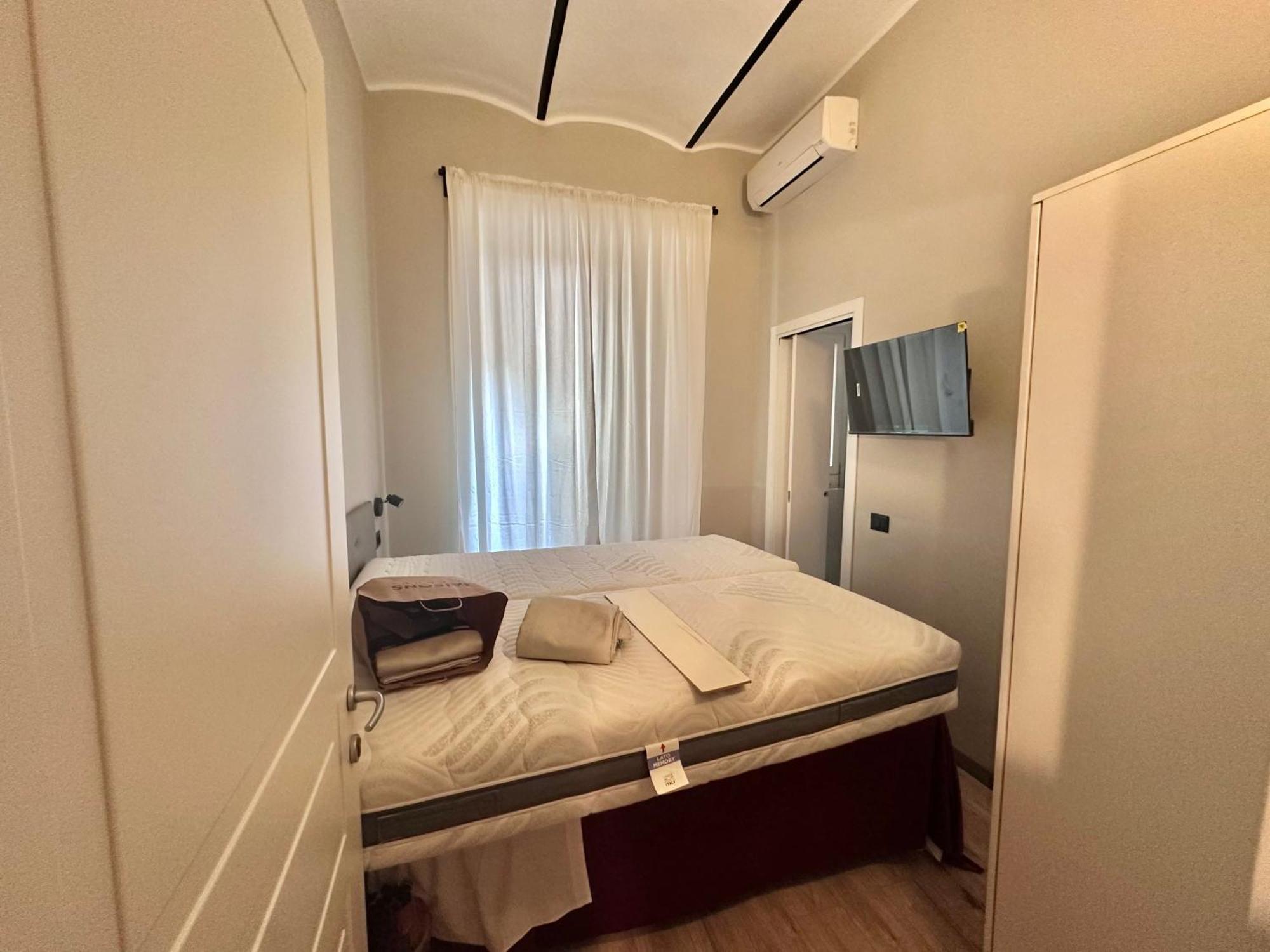 Roman Holidays Bagian luar foto