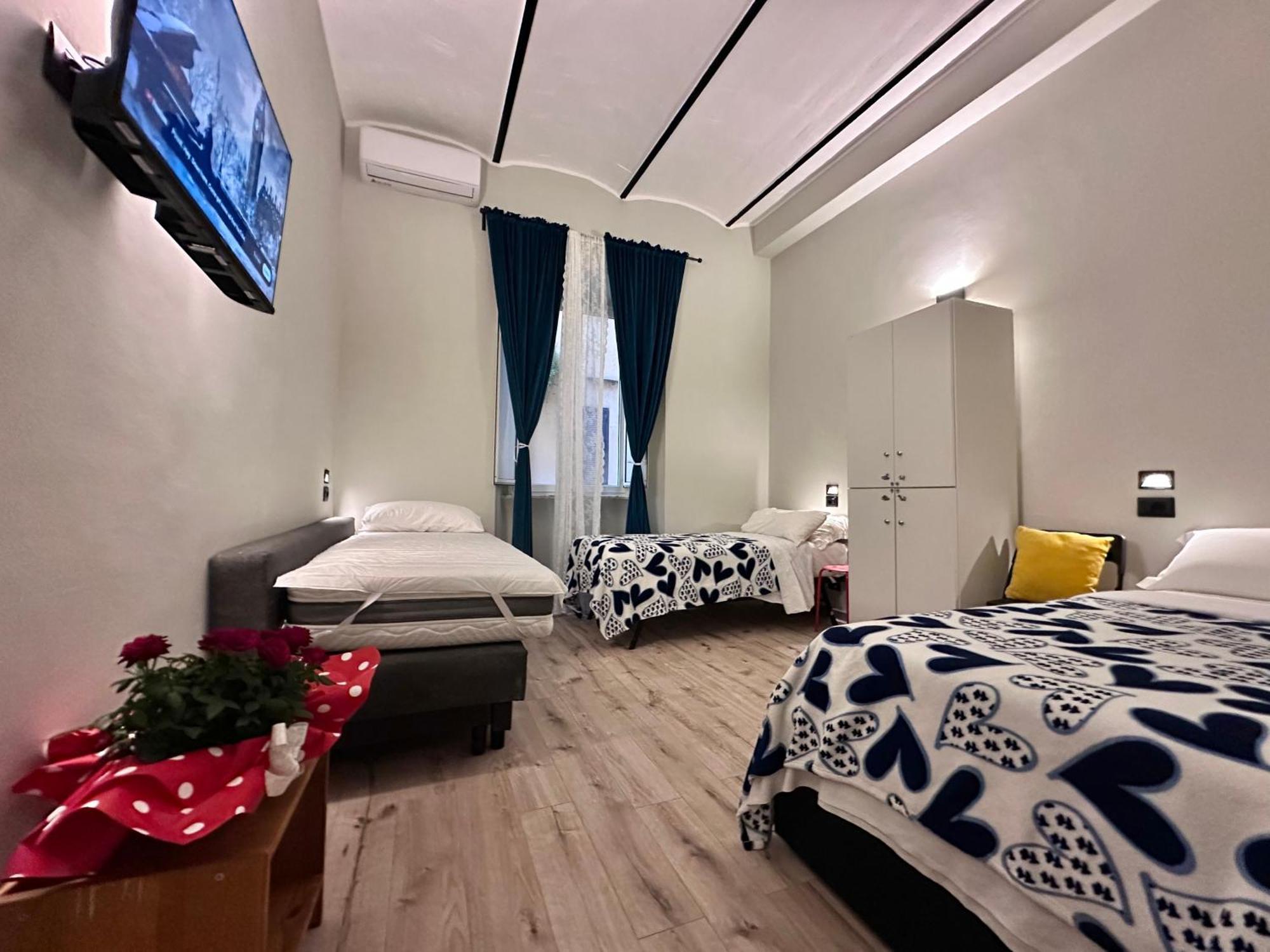 Roman Holidays Bagian luar foto