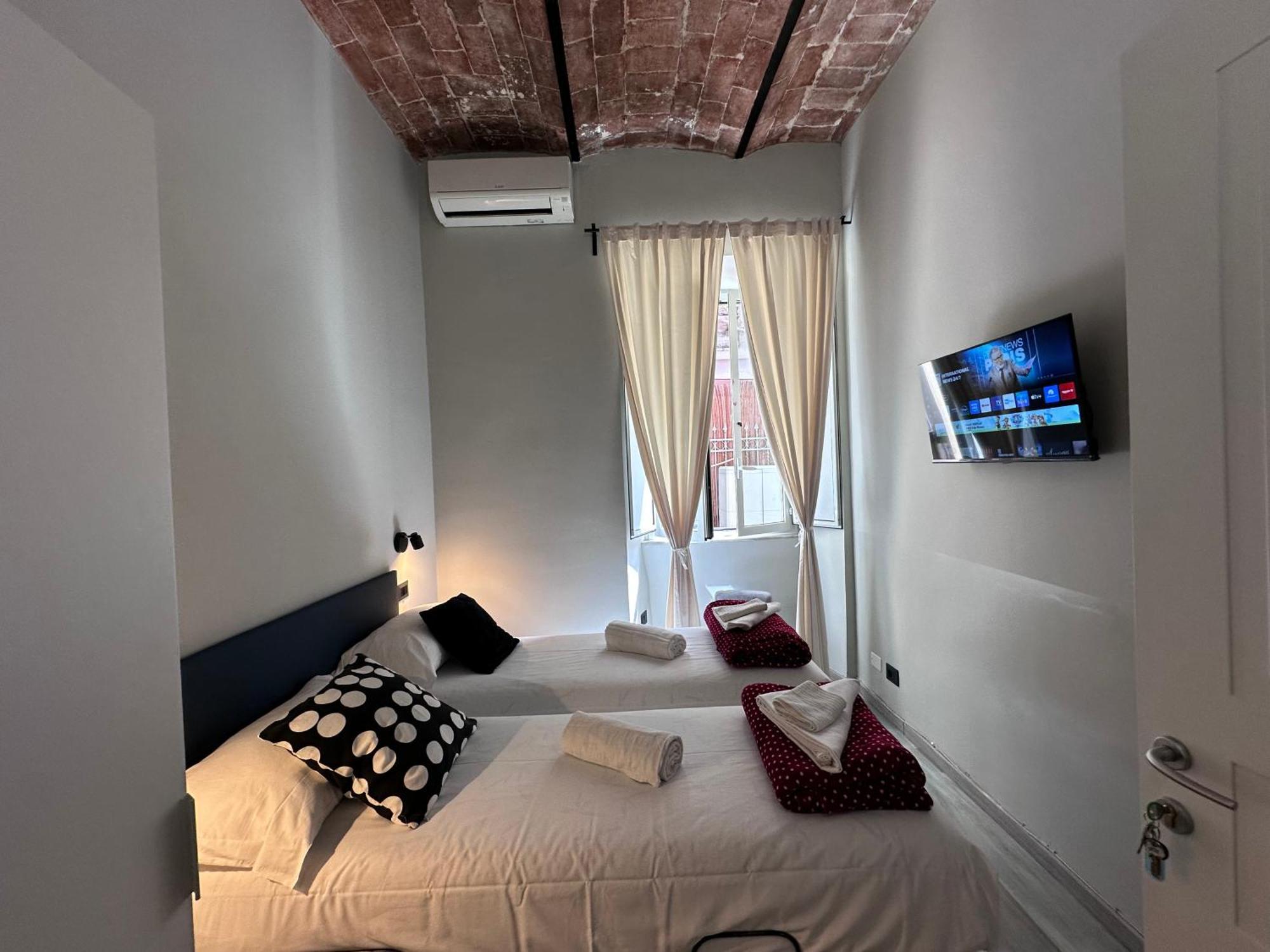 Roman Holidays Bagian luar foto